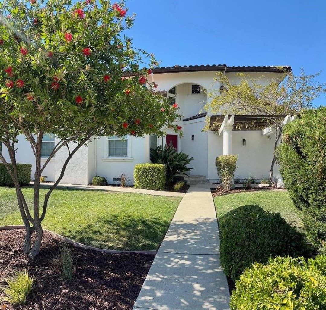 Detail Gallery Image 2 of 58 For 295 Berkshire Dr, Morgan Hill,  CA 95037 - 5 Beds | 3 Baths