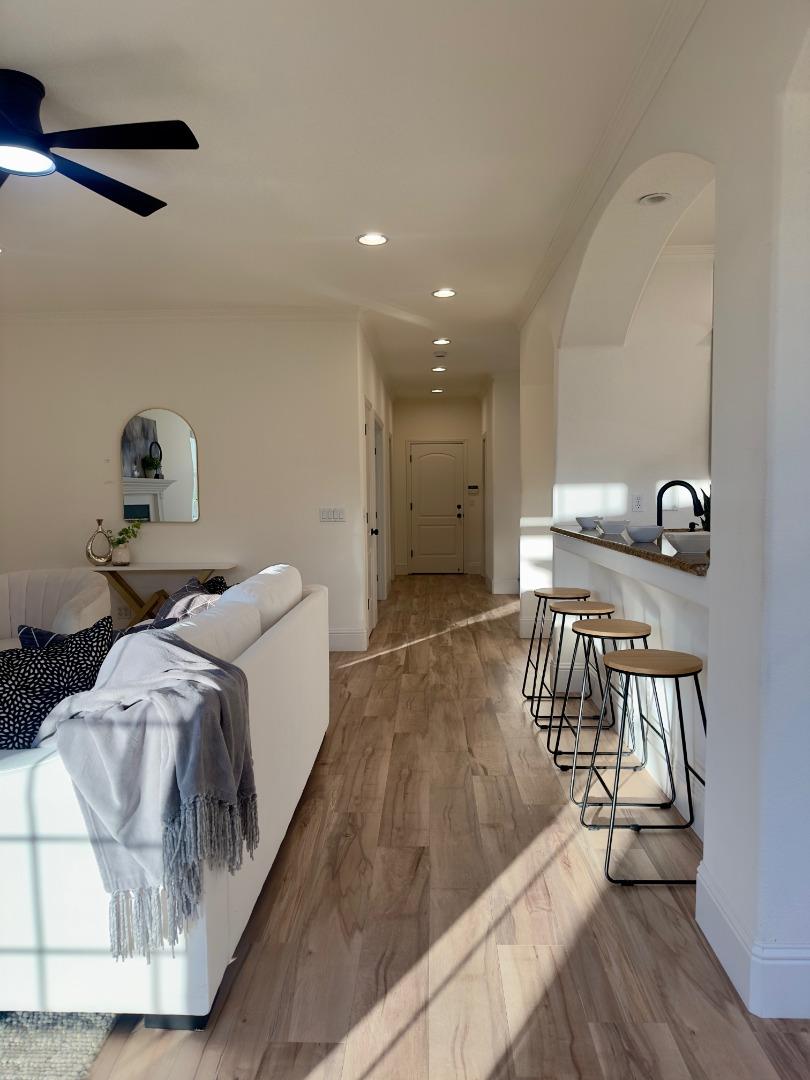 Detail Gallery Image 22 of 58 For 295 Berkshire Dr, Morgan Hill,  CA 95037 - 5 Beds | 3 Baths