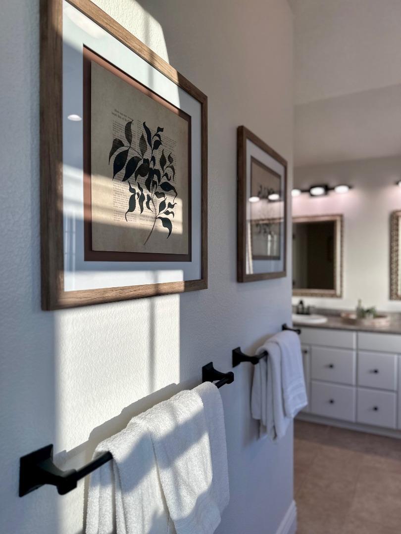 Detail Gallery Image 33 of 58 For 295 Berkshire Dr, Morgan Hill,  CA 95037 - 5 Beds | 3 Baths