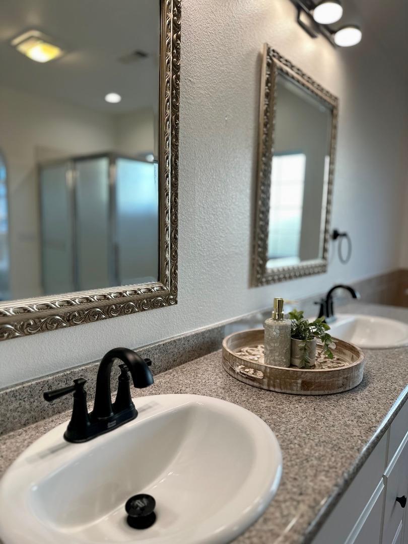 Detail Gallery Image 37 of 58 For 295 Berkshire Dr, Morgan Hill,  CA 95037 - 5 Beds | 3 Baths