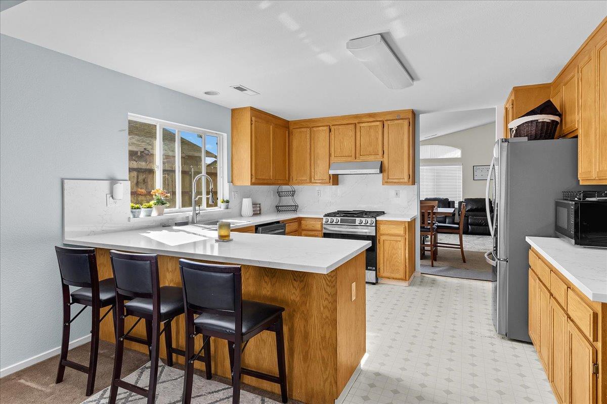 Detail Gallery Image 10 of 35 For 715 Skinner St, Soledad,  CA 93960 - 4 Beds | 2 Baths