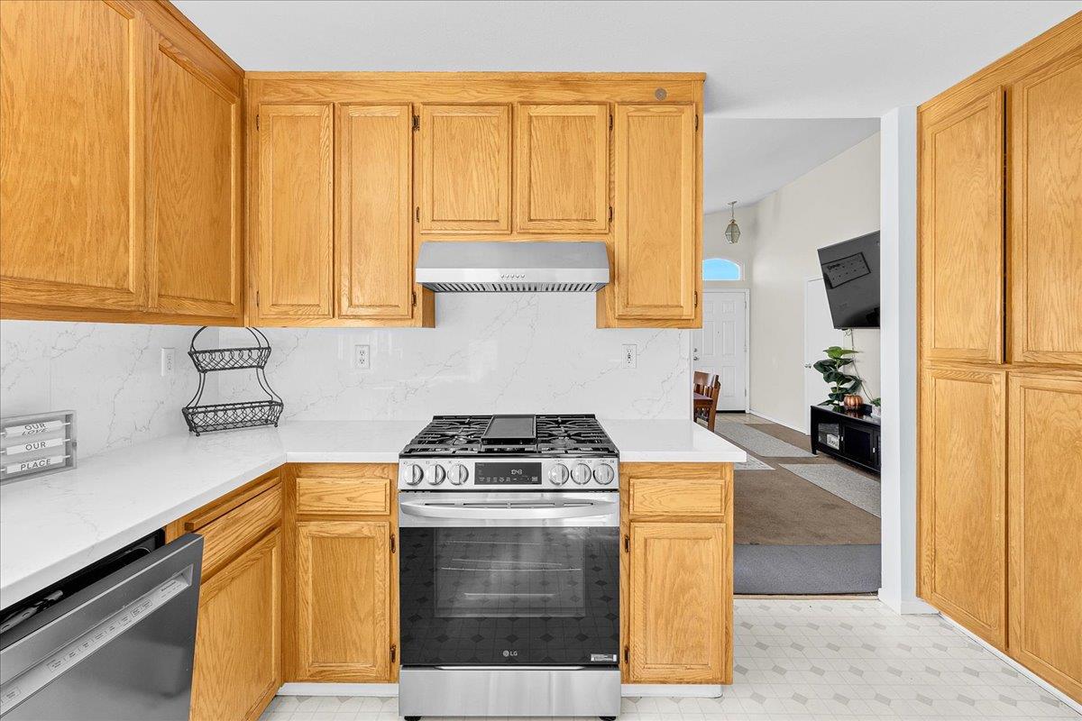 Detail Gallery Image 13 of 35 For 715 Skinner St, Soledad,  CA 93960 - 4 Beds | 2 Baths