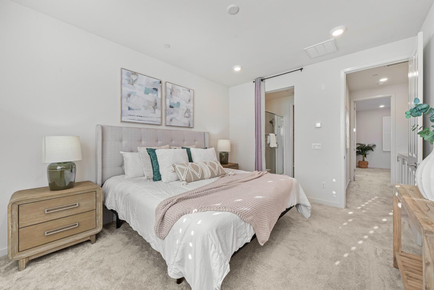 Detail Gallery Image 15 of 43 For 810 Cotati Ter #5,  Sunnyvale,  CA 94085 - 3 Beds | 3/1 Baths
