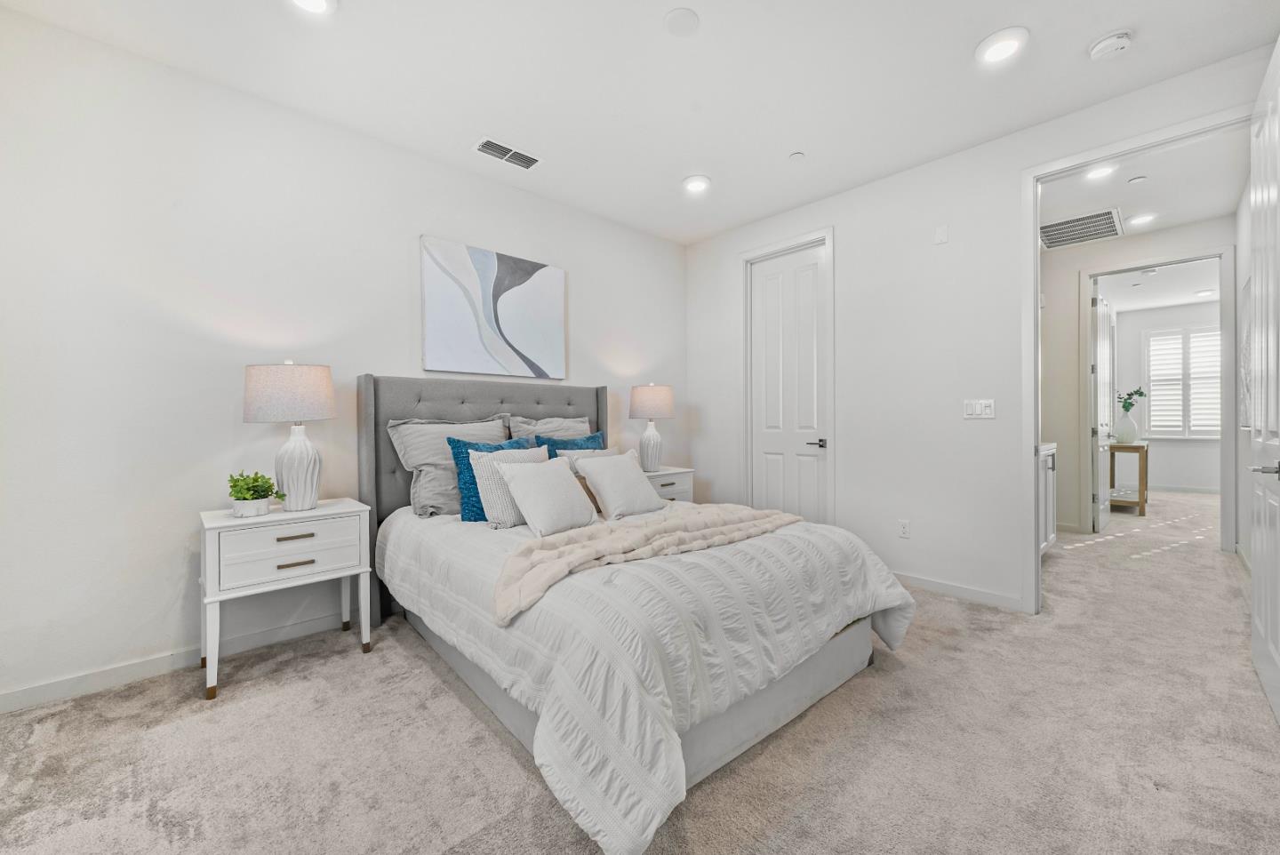 Detail Gallery Image 18 of 43 For 810 Cotati Ter #5,  Sunnyvale,  CA 94085 - 3 Beds | 3/1 Baths