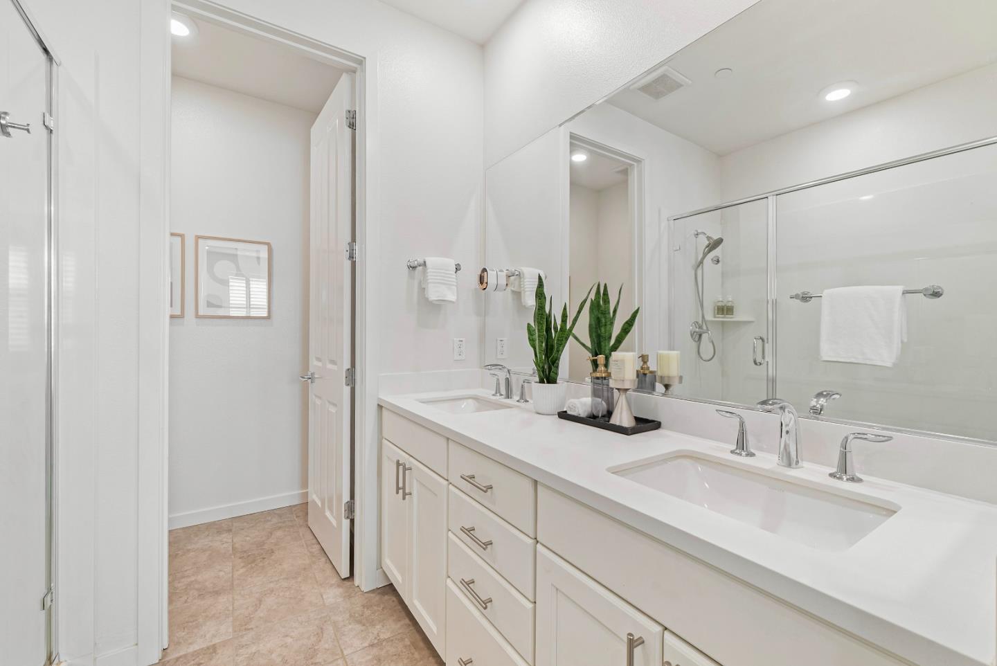 Detail Gallery Image 29 of 43 For 810 Cotati Ter #5,  Sunnyvale,  CA 94085 - 3 Beds | 3/1 Baths