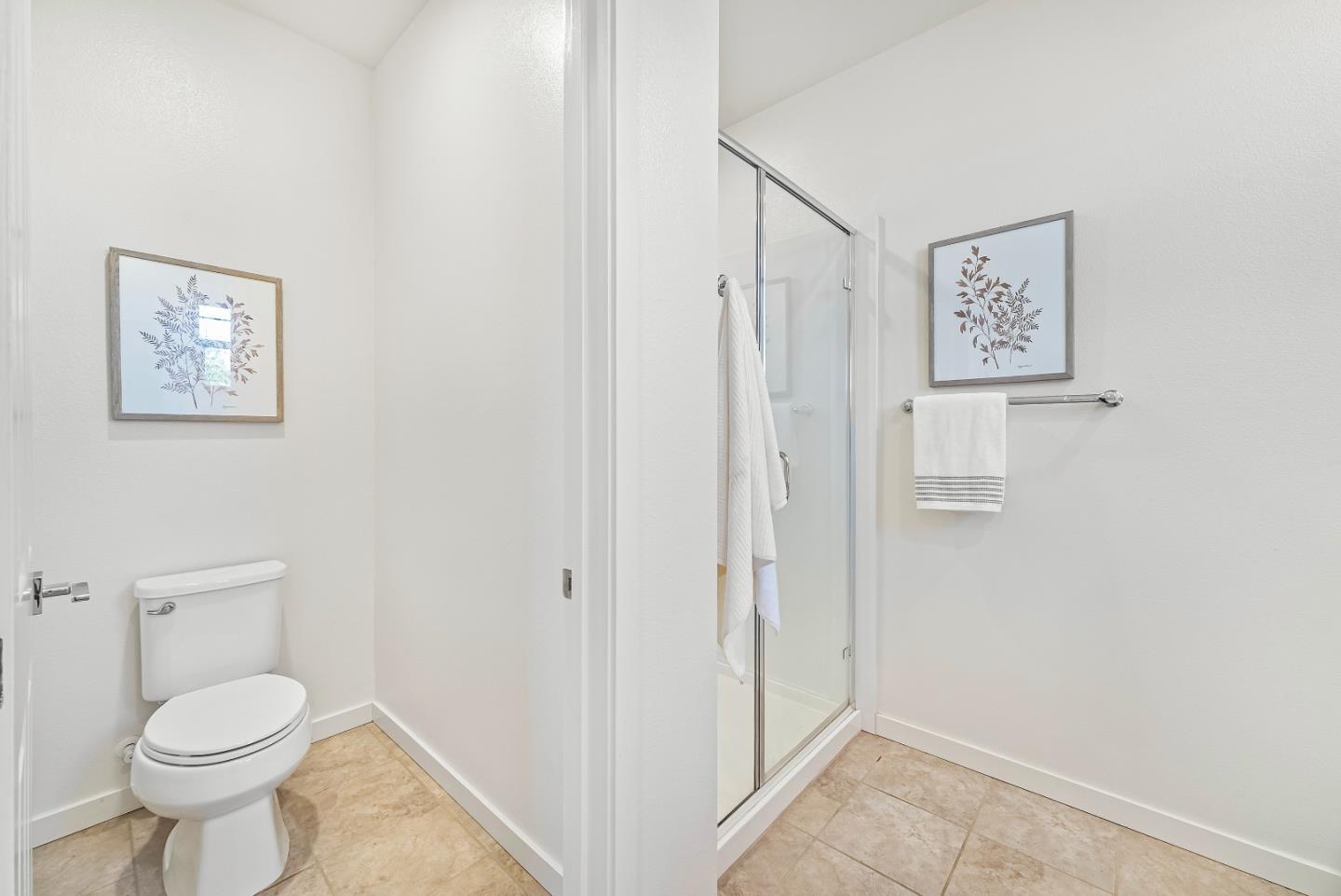 Detail Gallery Image 31 of 43 For 810 Cotati Ter #5,  Sunnyvale,  CA 94085 - 3 Beds | 3/1 Baths