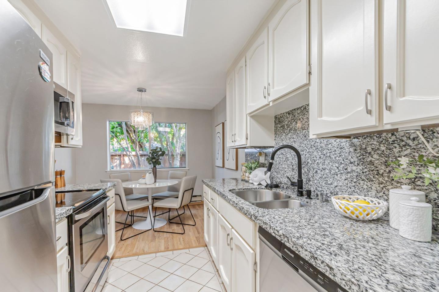 Detail Gallery Image 13 of 35 For 2625 Keystone Ave #201,  Santa Clara,  CA 95051 - 2 Beds | 2 Baths