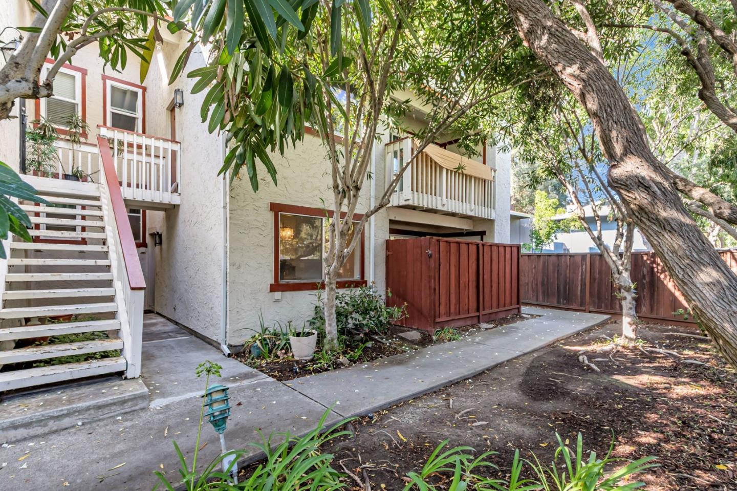 Detail Gallery Image 4 of 35 For 2625 Keystone Ave #201,  Santa Clara,  CA 95051 - 2 Beds | 2 Baths