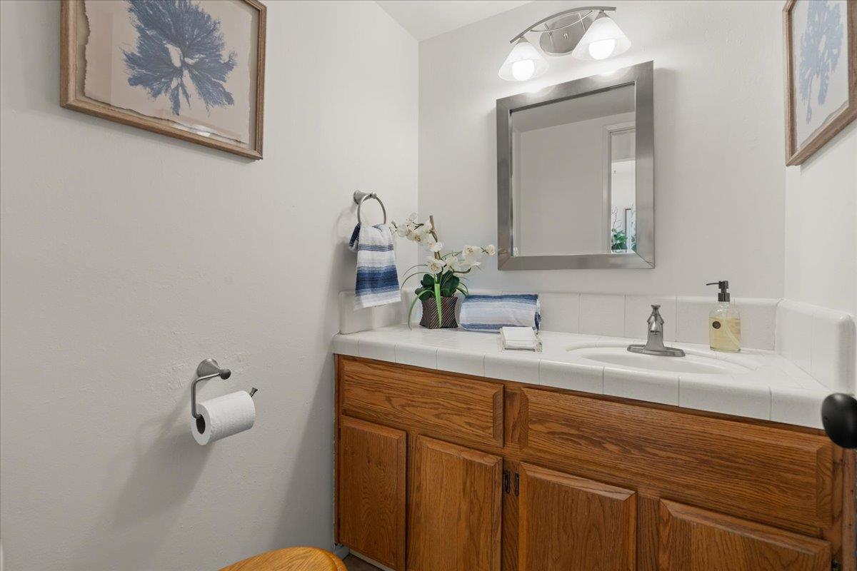 Detail Gallery Image 21 of 36 For 182 Hyannis Ct, Aptos,  CA 95003 - 3 Beds | 2/1 Baths