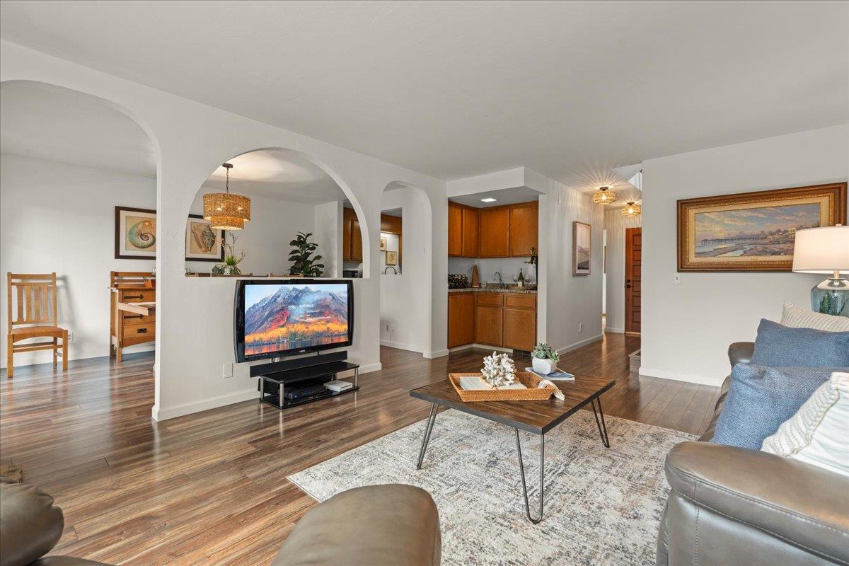 Detail Gallery Image 7 of 36 For 182 Hyannis Ct, Aptos,  CA 95003 - 3 Beds | 2/1 Baths