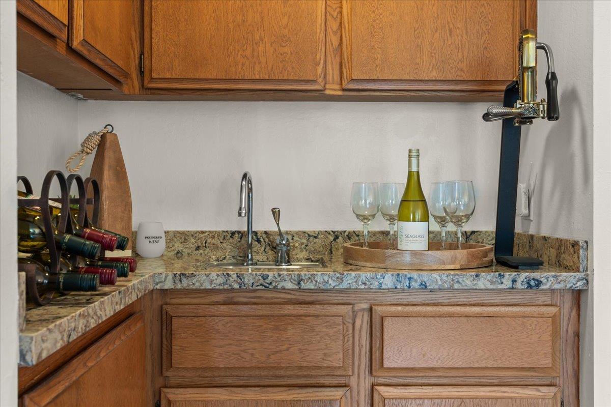 Detail Gallery Image 9 of 36 For 182 Hyannis Ct, Aptos,  CA 95003 - 3 Beds | 2/1 Baths