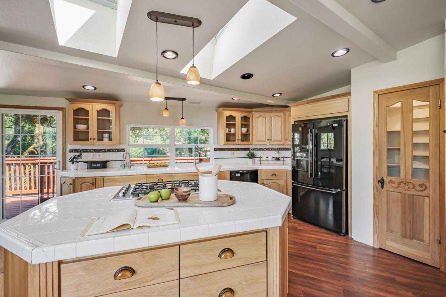 Detail Gallery Image 7 of 26 For 655 Marion Ave, Ben Lomond,  CA 95005 - 3 Beds | 2 Baths