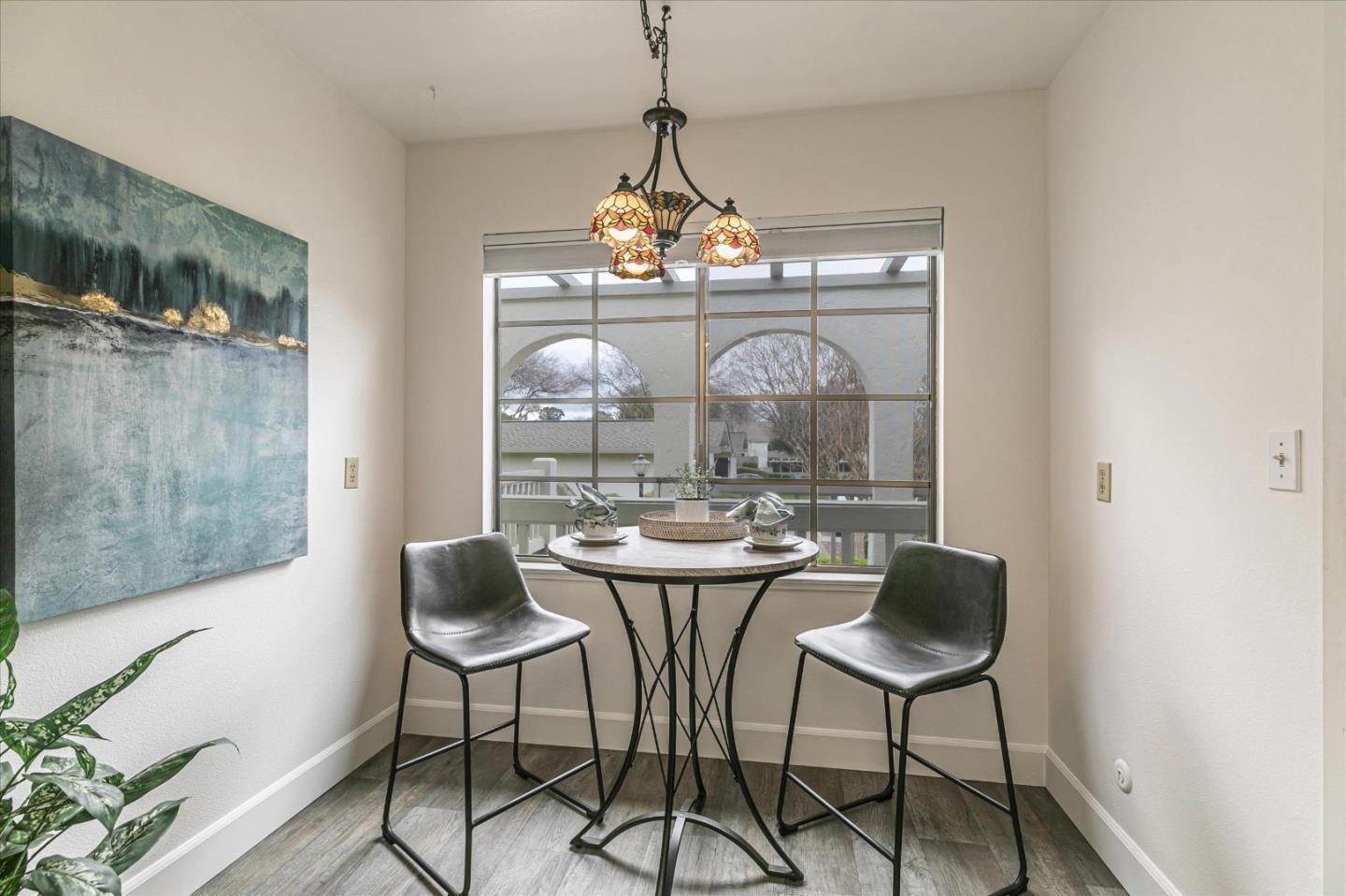 Detail Gallery Image 9 of 24 For 5189 Cribari Hls, San Jose,  CA 95135 - 2 Beds | 2 Baths