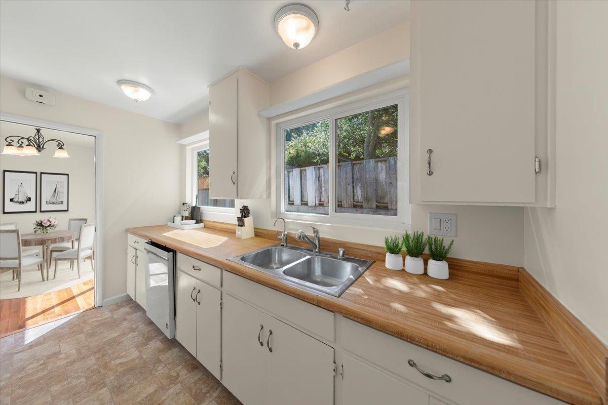 Detail Gallery Image 12 of 31 For 41 Ralston Dr, Monterey,  CA 93940 - 4 Beds | 2 Baths