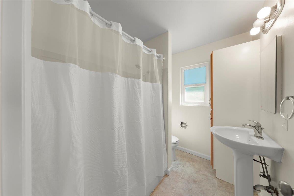 Detail Gallery Image 27 of 31 For 41 Ralston Dr, Monterey,  CA 93940 - 4 Beds | 2 Baths