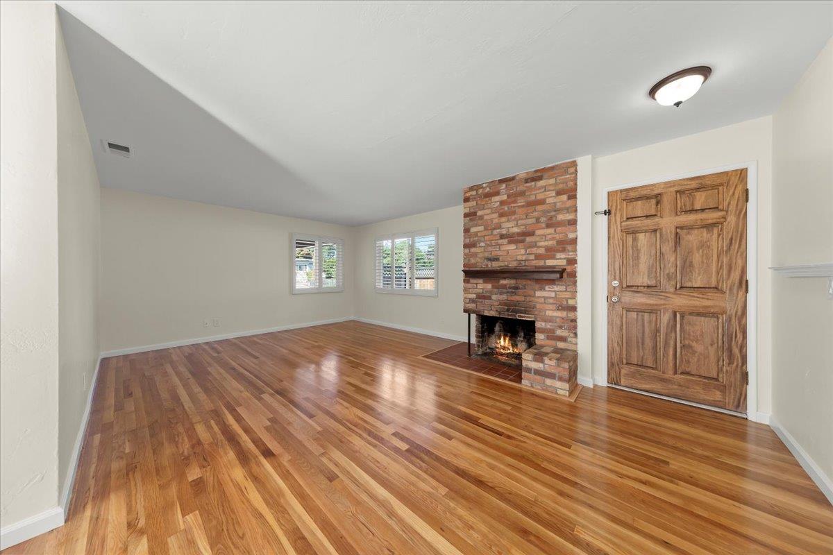 Detail Gallery Image 7 of 31 For 41 Ralston Dr, Monterey,  CA 93940 - 4 Beds | 2 Baths