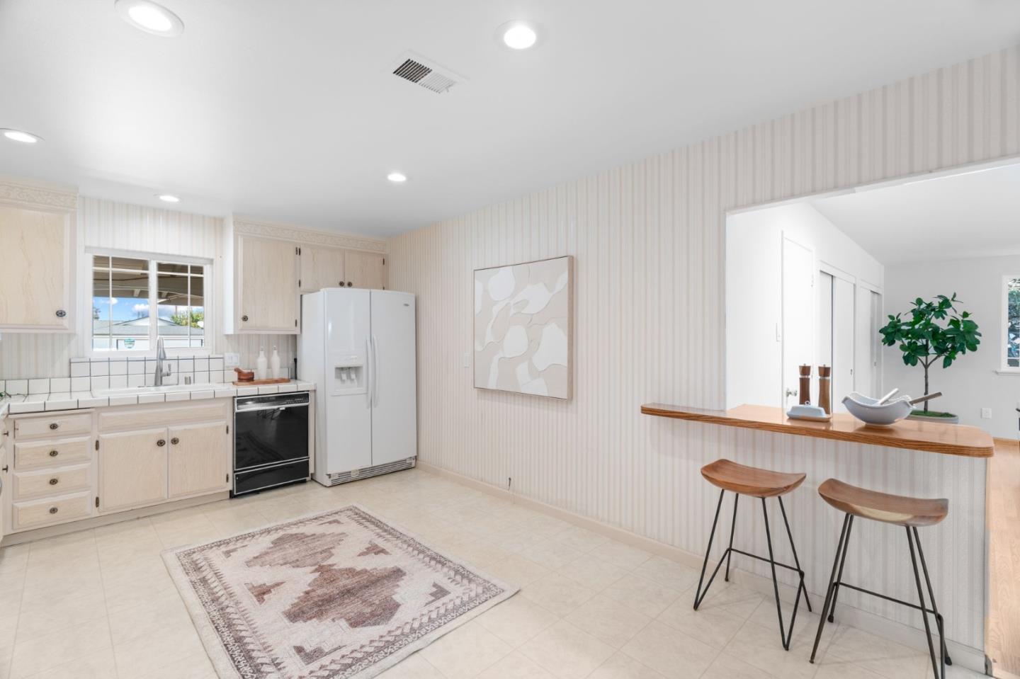 Detail Gallery Image 17 of 38 For 1448 Luning Dr, San Jose,  CA 95118 - 3 Beds | 2 Baths