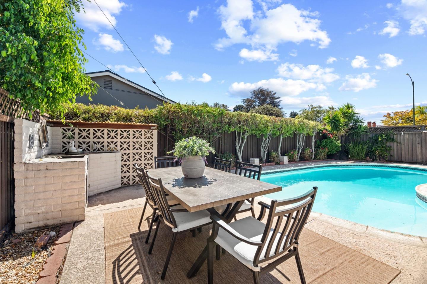 Detail Gallery Image 29 of 38 For 1448 Luning Dr, San Jose,  CA 95118 - 3 Beds | 2 Baths