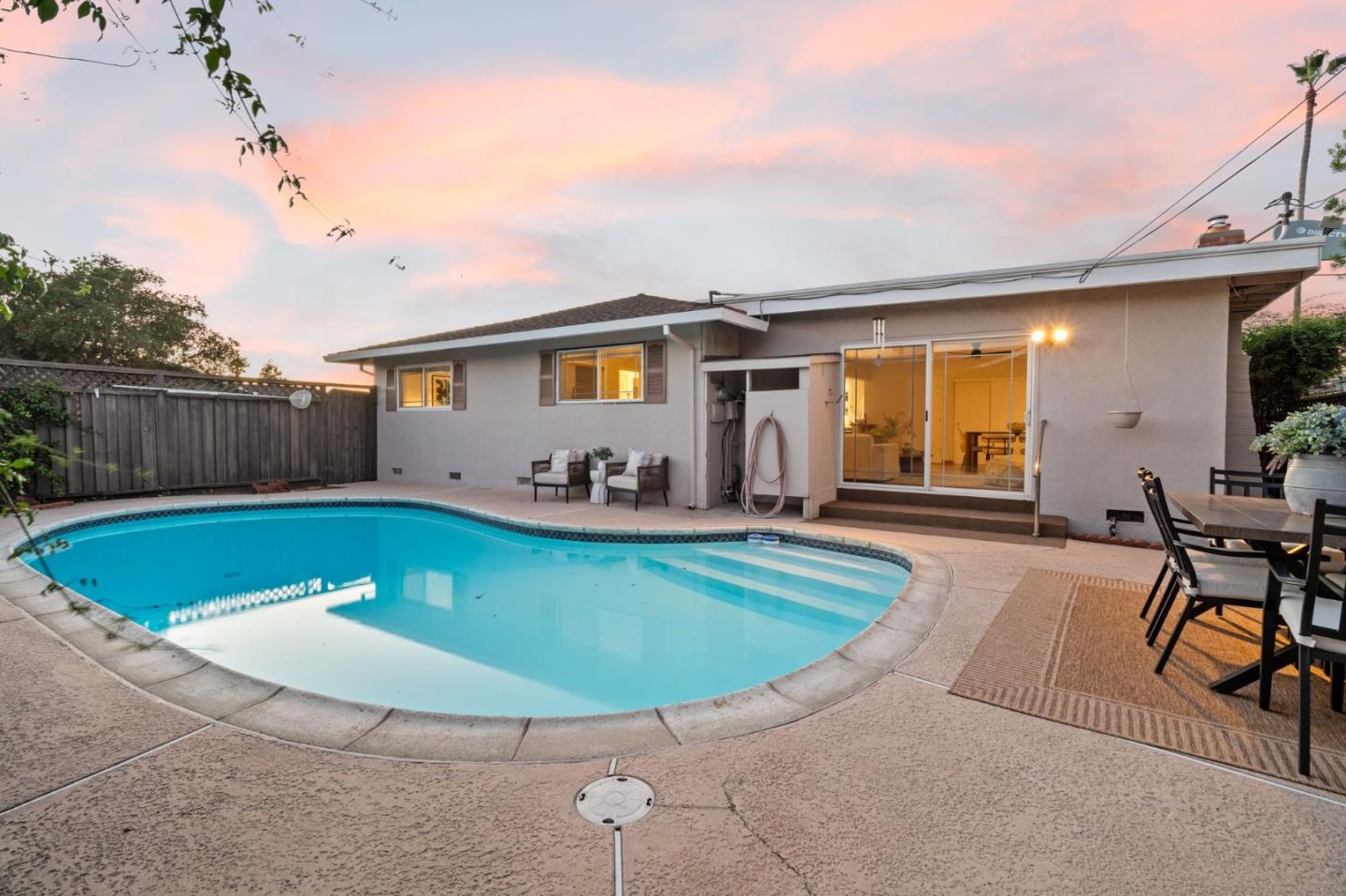 Detail Gallery Image 33 of 38 For 1448 Luning Dr, San Jose,  CA 95118 - 3 Beds | 2 Baths