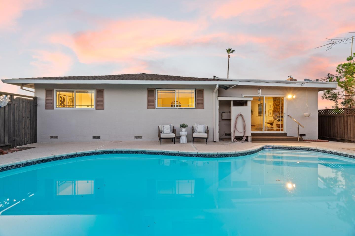 Detail Gallery Image 34 of 38 For 1448 Luning Dr, San Jose,  CA 95118 - 3 Beds | 2 Baths