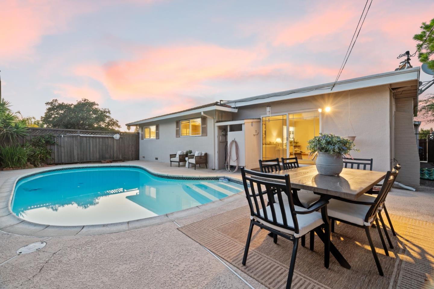 Detail Gallery Image 35 of 38 For 1448 Luning Dr, San Jose,  CA 95118 - 3 Beds | 2 Baths