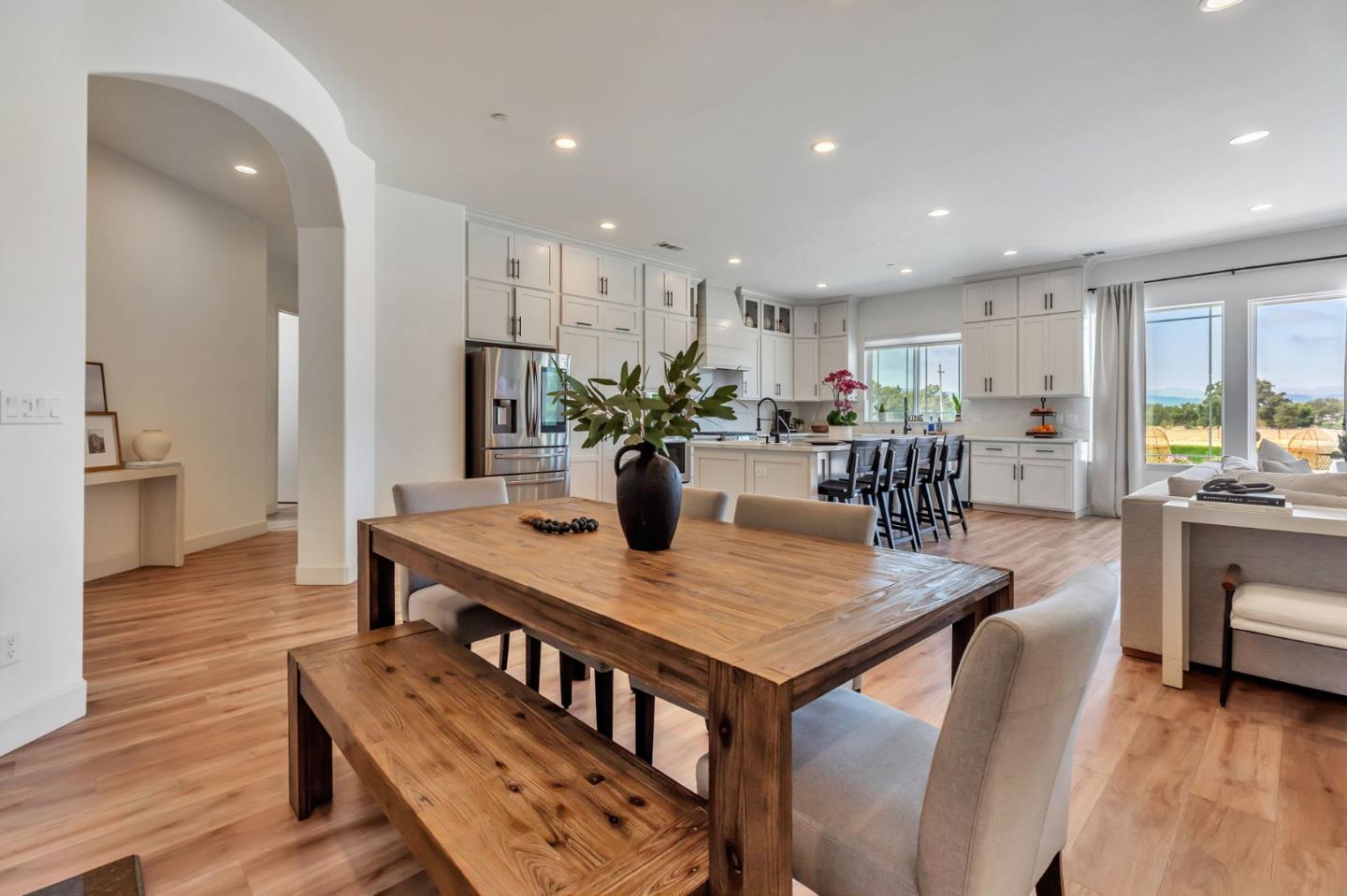 Detail Gallery Image 29 of 96 For 10055 Foothill Ave, Gilroy,  CA 95020 - 8 Beds | 7/1 Baths