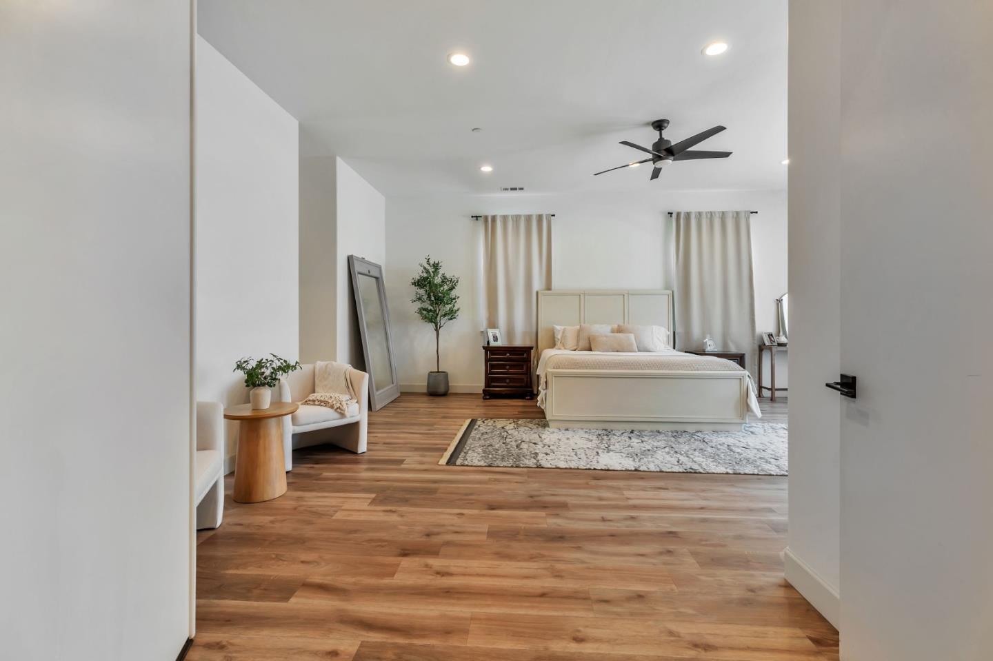 Detail Gallery Image 49 of 96 For 10055 Foothill Ave, Gilroy,  CA 95020 - 8 Beds | 7/1 Baths