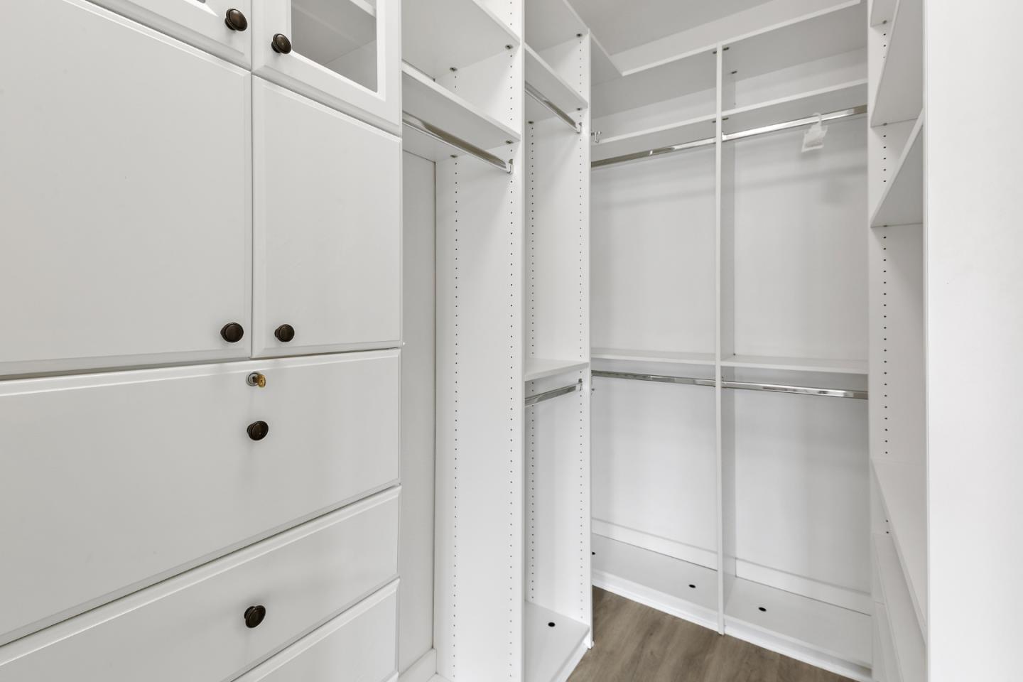 Detail Gallery Image 19 of 68 For 44 Muller Pl, San Jose,  CA 95126 - 3 Beds | 3/1 Baths