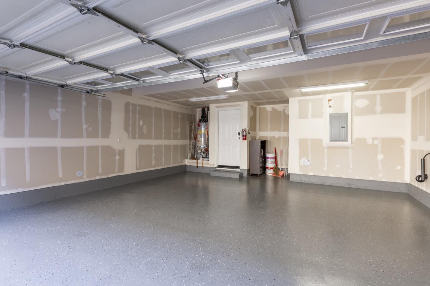 Detail Gallery Image 29 of 68 For 44 Muller Pl, San Jose,  CA 95126 - 3 Beds | 3/1 Baths