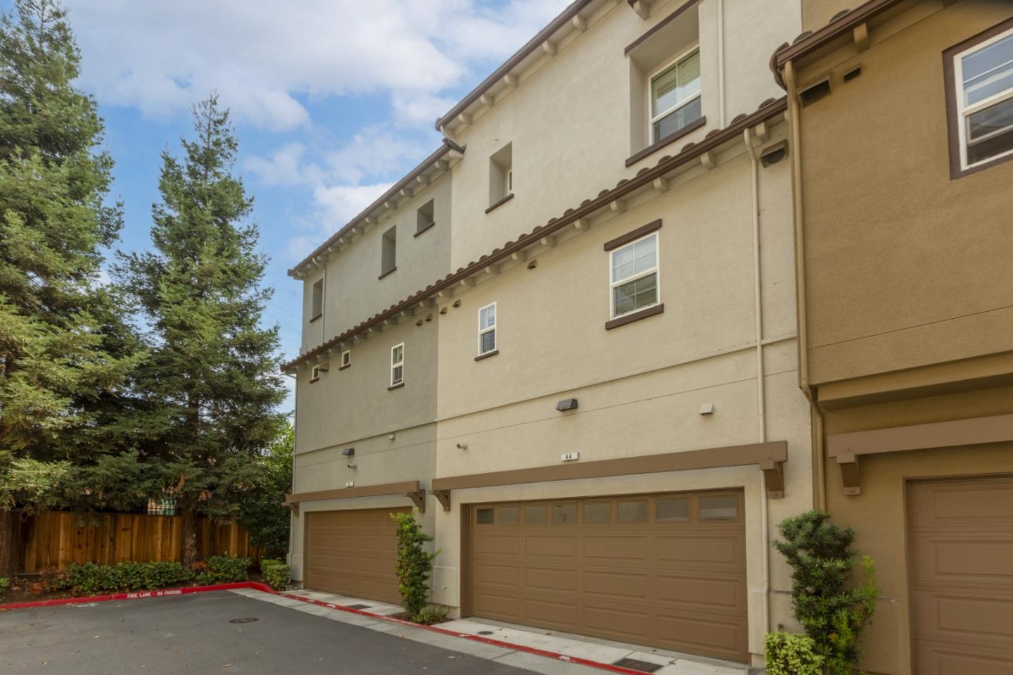 Detail Gallery Image 35 of 68 For 44 Muller Pl, San Jose,  CA 95126 - 3 Beds | 3/1 Baths