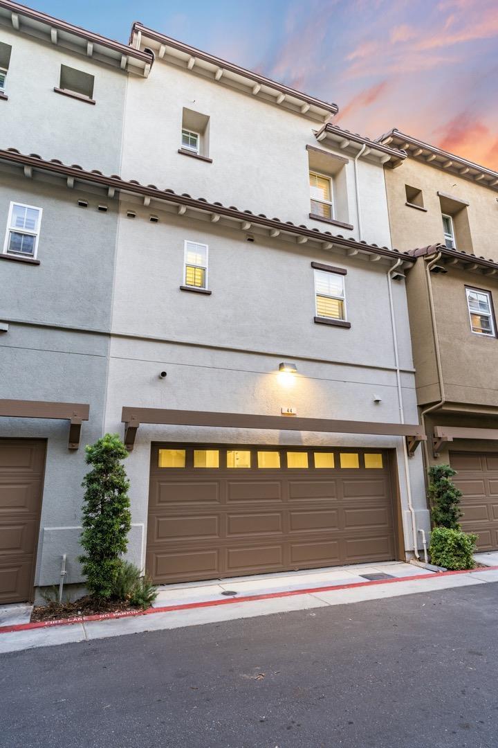 Detail Gallery Image 42 of 68 For 44 Muller Pl, San Jose,  CA 95126 - 3 Beds | 3/1 Baths