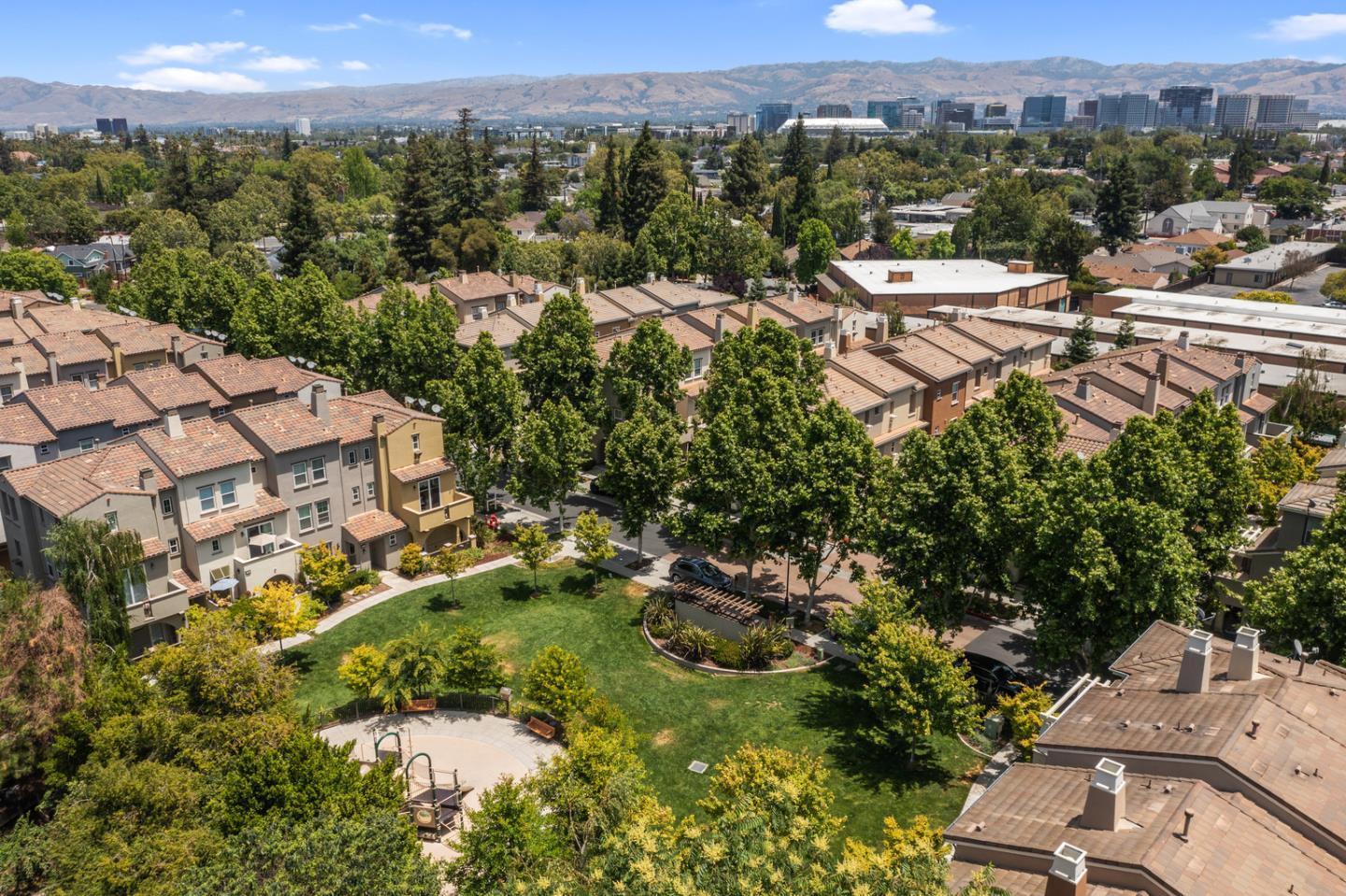 Detail Gallery Image 56 of 68 For 44 Muller Pl, San Jose,  CA 95126 - 3 Beds | 3/1 Baths
