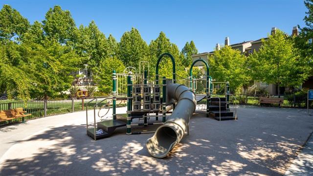 Detail Gallery Image 62 of 68 For 44 Muller Pl, San Jose,  CA 95126 - 3 Beds | 3/1 Baths