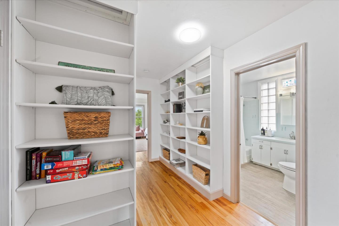 Detail Gallery Image 20 of 39 For 1901 Chestnut St, Redding,  CA 96001 - 4 Beds | 2 Baths