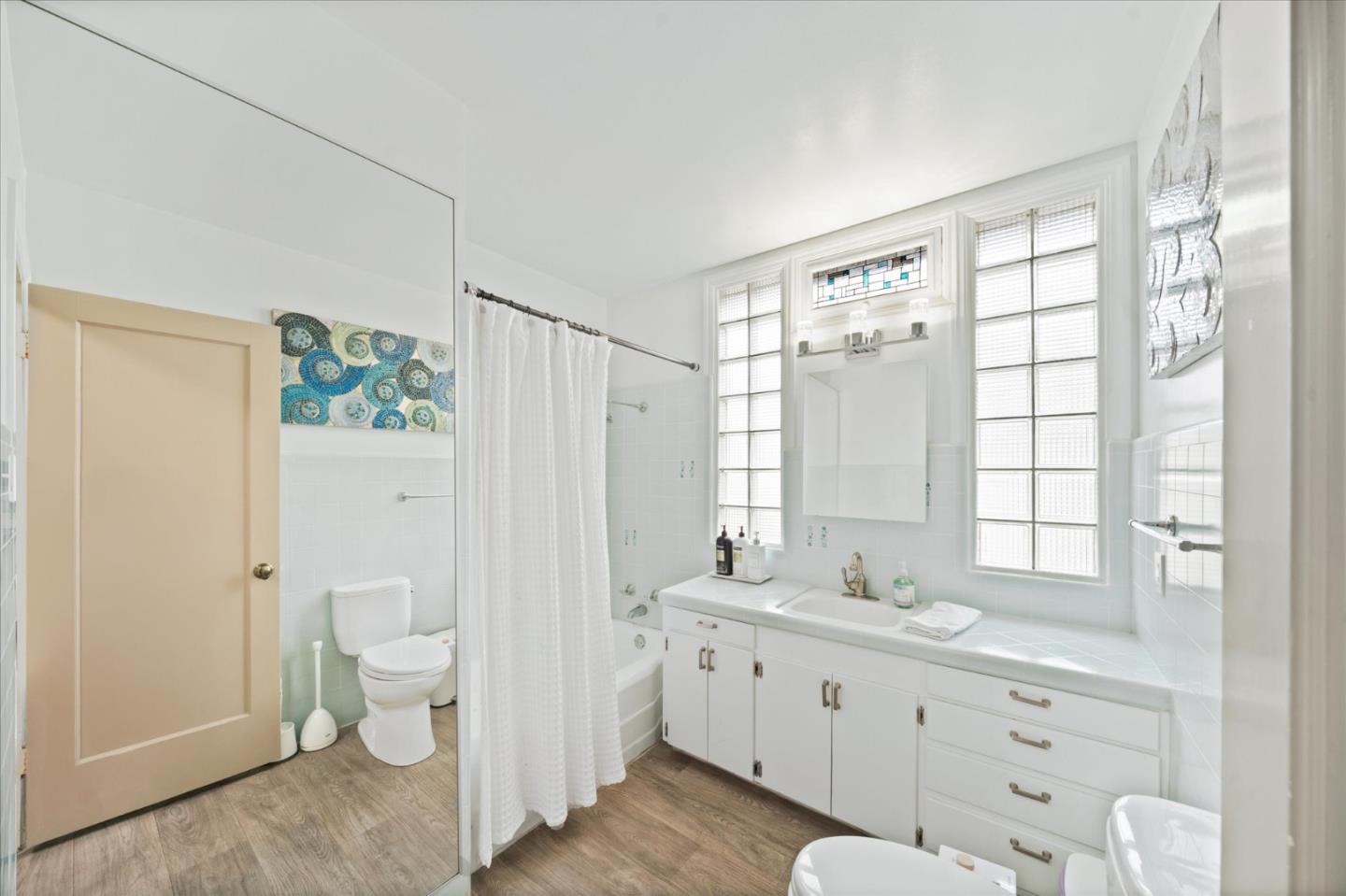 Detail Gallery Image 21 of 39 For 1901 Chestnut St, Redding,  CA 96001 - 4 Beds | 2 Baths