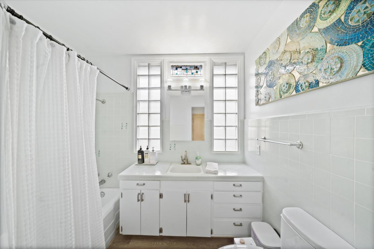 Detail Gallery Image 22 of 39 For 1901 Chestnut St, Redding,  CA 96001 - 4 Beds | 2 Baths