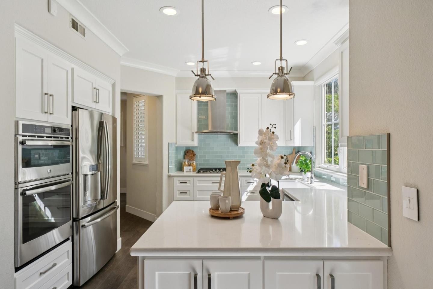 Detail Gallery Image 13 of 49 For 107 Naramore Ln, Los Gatos,  CA 95032 - 3 Beds | 2/1 Baths