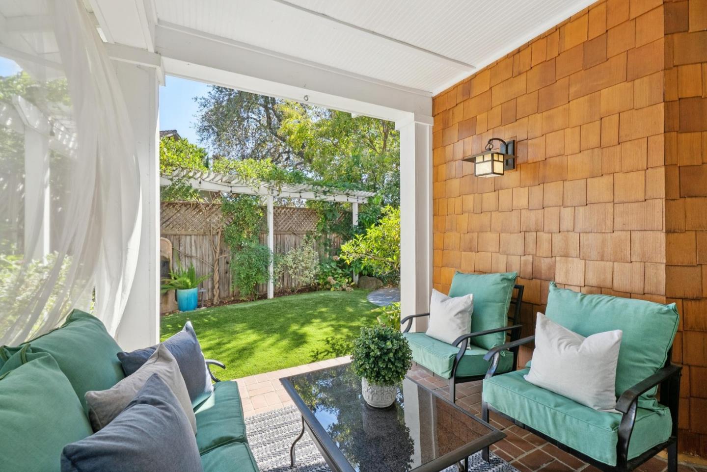 Detail Gallery Image 24 of 49 For 107 Naramore Ln, Los Gatos,  CA 95032 - 3 Beds | 2/1 Baths