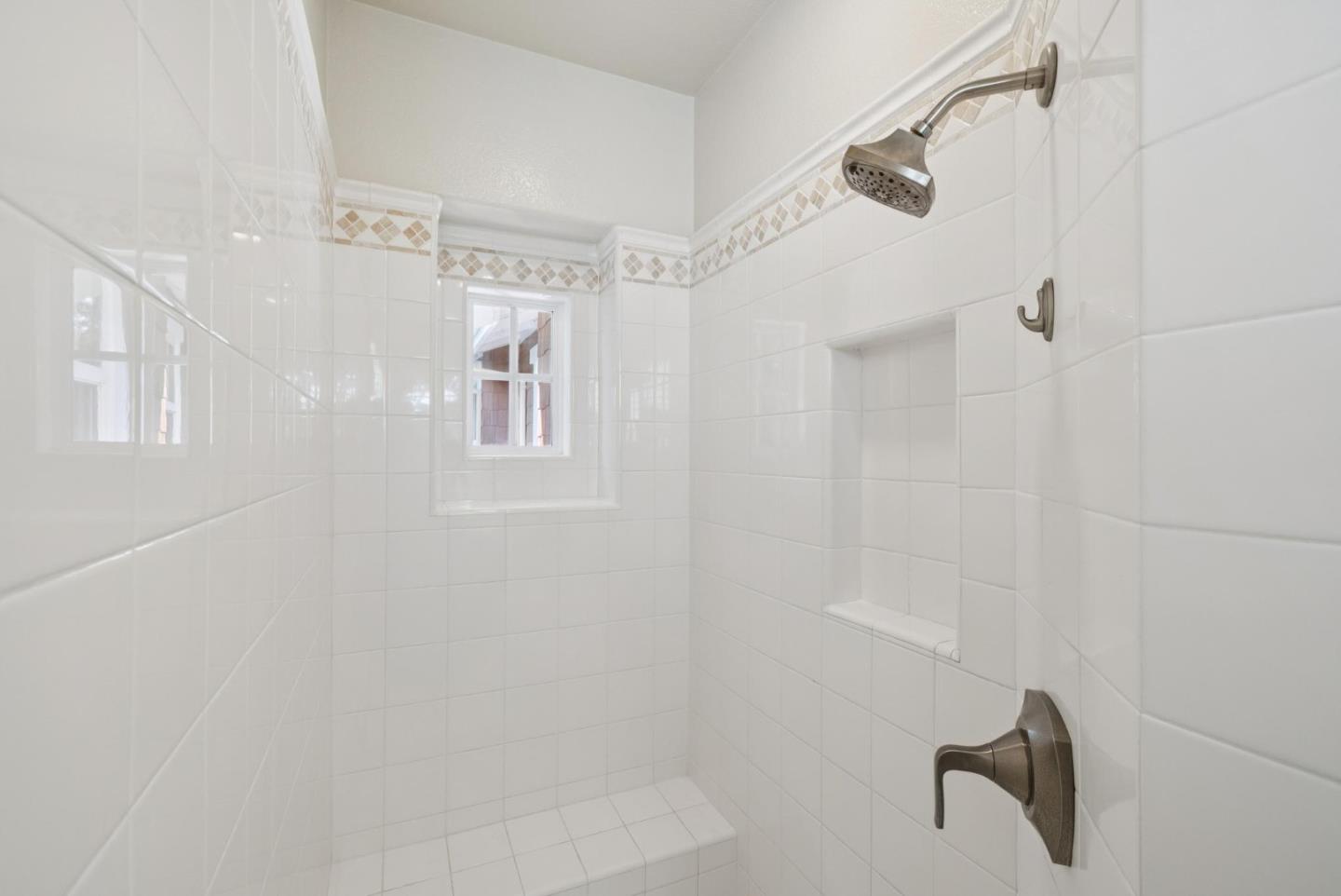 Detail Gallery Image 32 of 49 For 107 Naramore Ln, Los Gatos,  CA 95032 - 3 Beds | 2/1 Baths