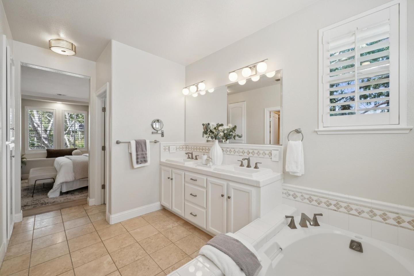 Detail Gallery Image 33 of 49 For 107 Naramore Ln, Los Gatos,  CA 95032 - 3 Beds | 2/1 Baths