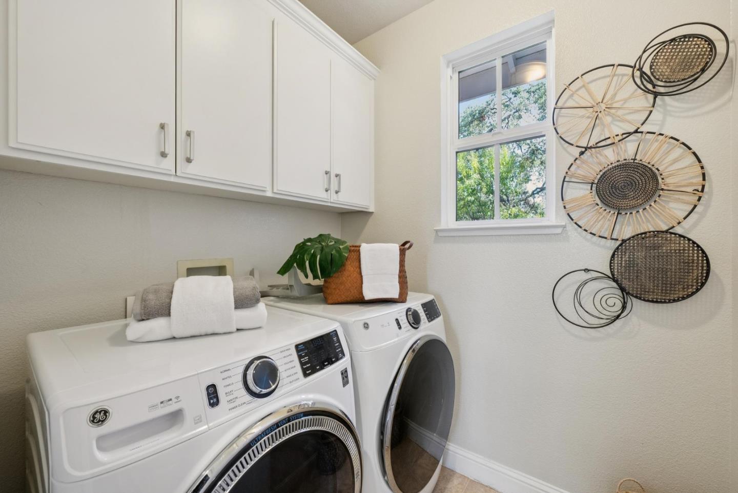 Detail Gallery Image 44 of 49 For 107 Naramore Ln, Los Gatos,  CA 95032 - 3 Beds | 2/1 Baths