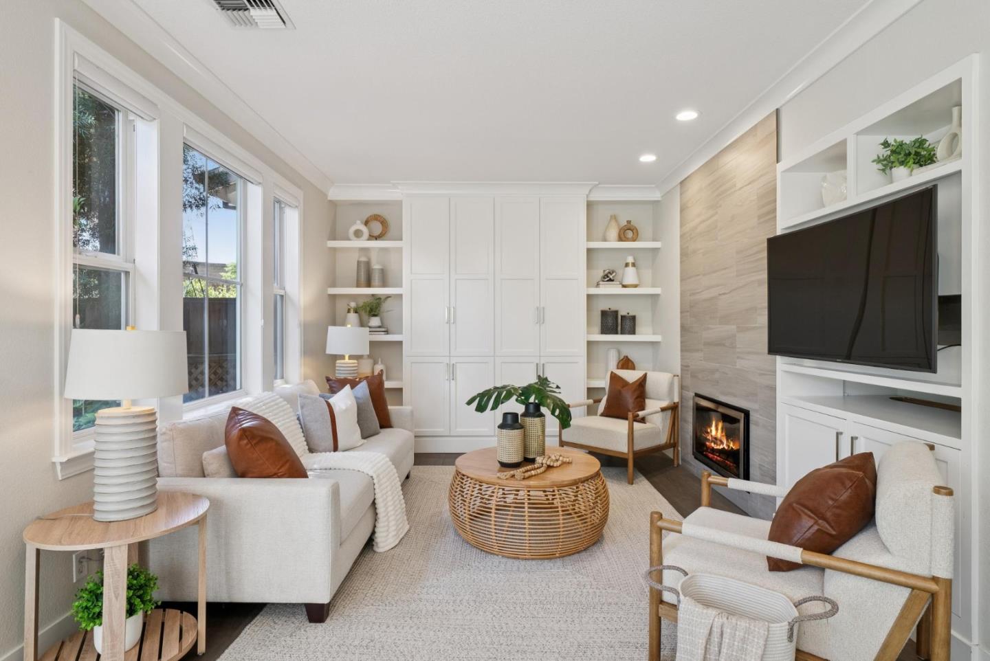 Detail Gallery Image 5 of 49 For 107 Naramore Ln, Los Gatos,  CA 95032 - 3 Beds | 2/1 Baths