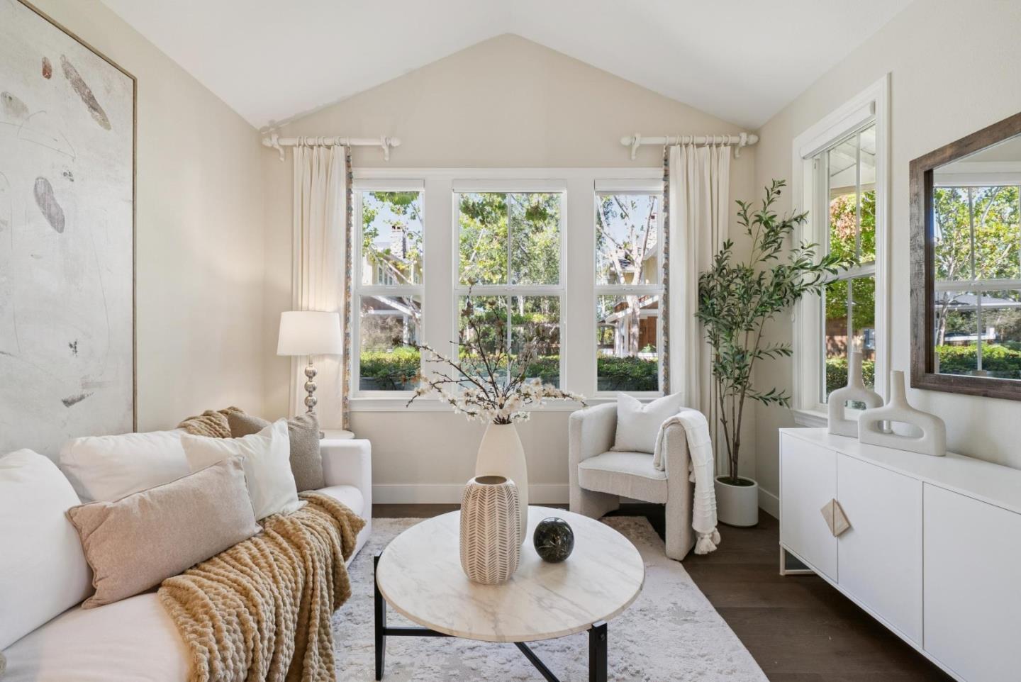 Detail Gallery Image 9 of 49 For 107 Naramore Ln, Los Gatos,  CA 95032 - 3 Beds | 2/1 Baths