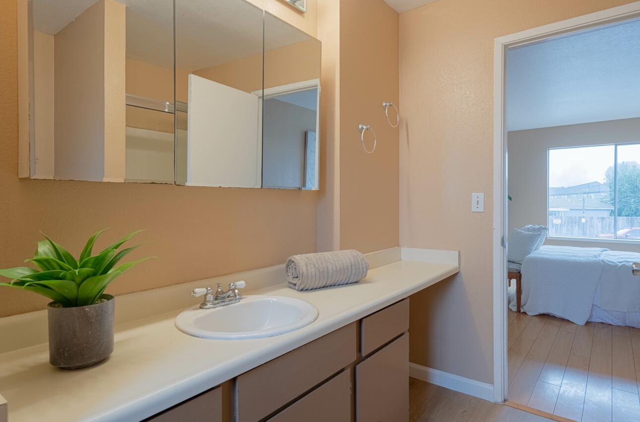 Detail Gallery Image 27 of 32 For 2368 N Main St #6,  Salinas,  CA 93906 - 2 Beds | 2 Baths