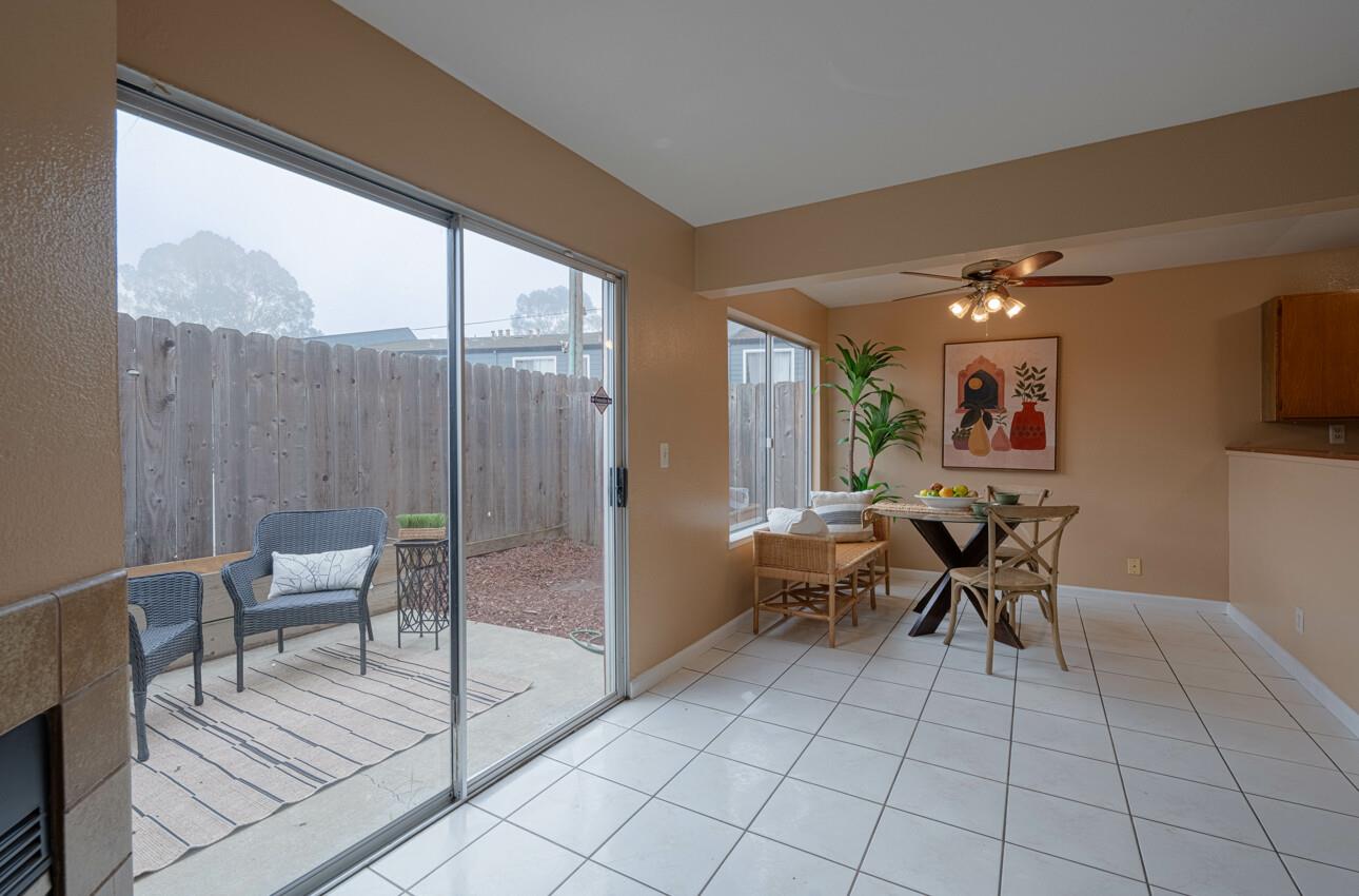 Detail Gallery Image 6 of 32 For 2368 N Main St #6,  Salinas,  CA 93906 - 2 Beds | 2 Baths