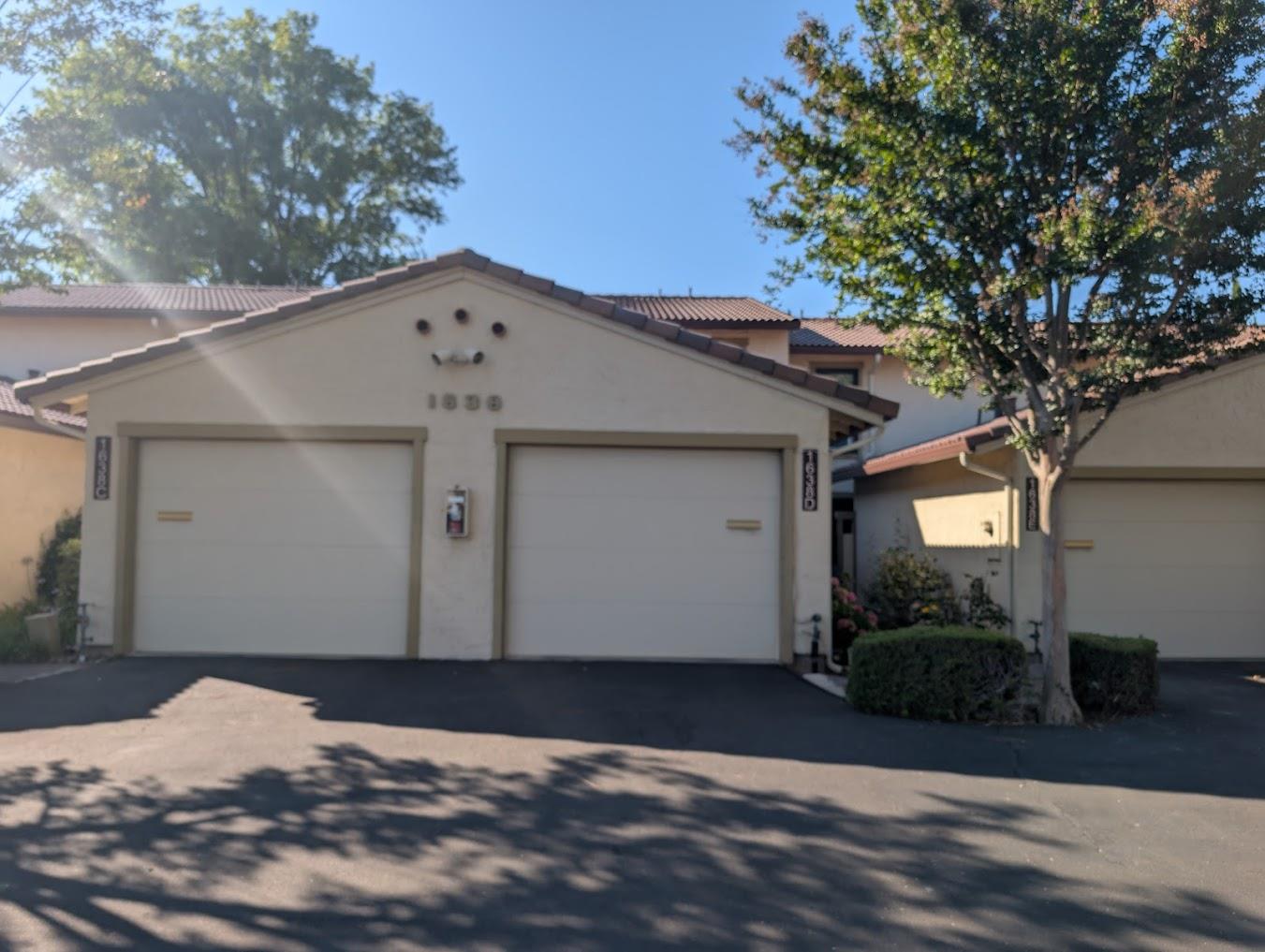 Detail Gallery Image 10 of 15 For 1638 Branham Ln #D,  San Jose,  CA 95118 - 2 Beds | 1/1 Baths