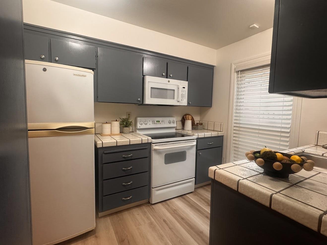 Detail Gallery Image 7 of 15 For 1638 Branham Ln #D,  San Jose,  CA 95118 - 2 Beds | 1/1 Baths