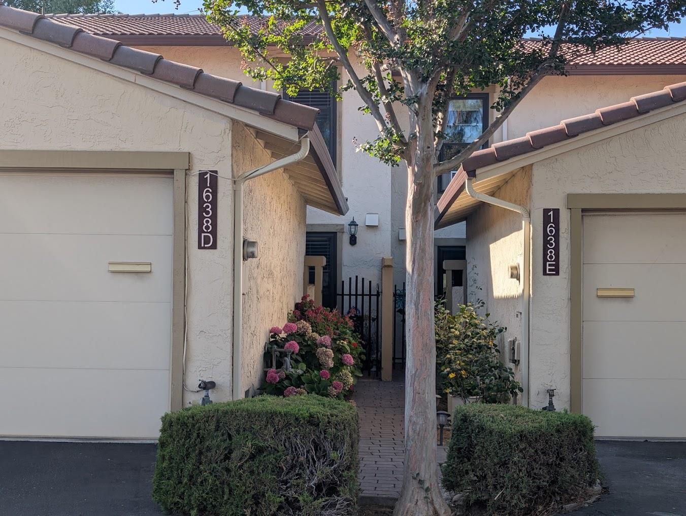 Detail Gallery Image 9 of 15 For 1638 Branham Ln #D,  San Jose,  CA 95118 - 2 Beds | 1/1 Baths