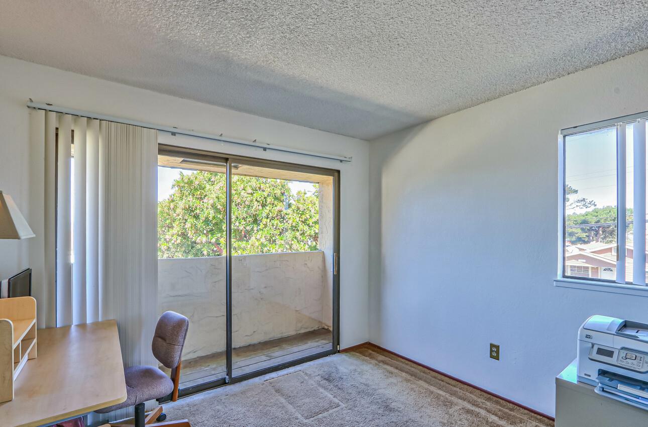 Detail Gallery Image 13 of 24 For 1212 Trinity Ave, Seaside,  CA 93955 - 3 Beds | 1/1 Baths