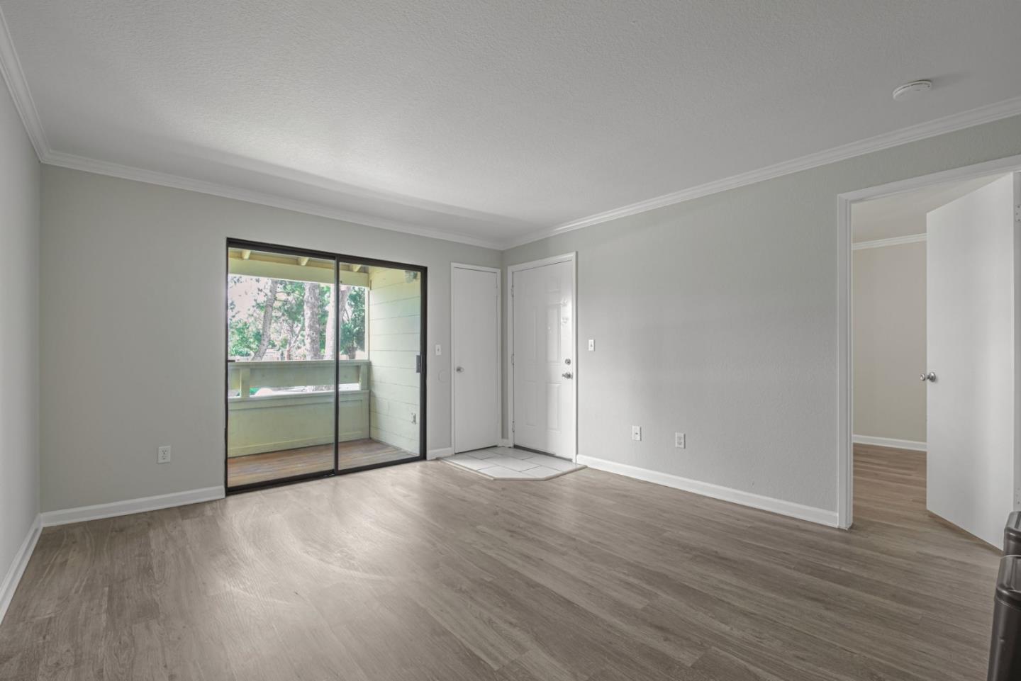 Detail Gallery Image 14 of 30 For 1553 Pyrenees Ave #35,  Stockton,  CA 95210 - 1 Beds | 1 Baths